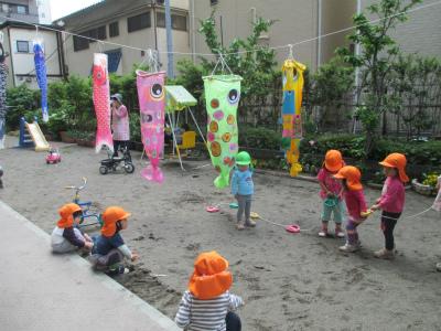 キッズガーデン保育園 求人番号 103 正社員 山手線 日暮里駅からバス５分 東京メトロ日比谷線 三ノ輪 駅から徒歩１０分 有限会社キッズガーデン 保育士の求人の 保育パートナーズ