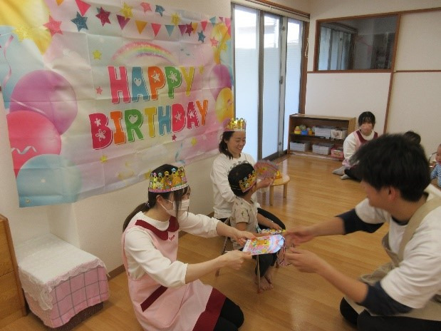 東京都江戸川区西葛西2-22-45 レジデントプレイス1階にある、保育のお仕事求人