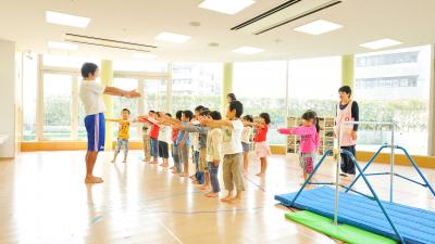 神奈川県横浜市旭区鶴ケ峰2-82-1 ココロット鶴ヶ峰3Fにある、保育のお仕事求人