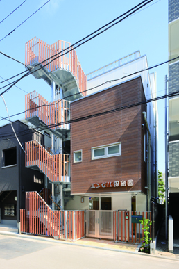 神奈川県横浜市神奈川区にある保育のお仕事求人