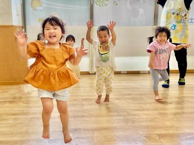 埼玉県さいたま市西区指扇3615エムウッド・グラーツィア101号室にある、保育のお仕事求人