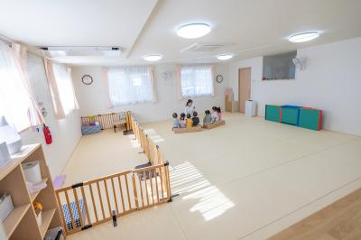 広島県広島市安佐南区伴東７丁目５６－３３にある、保育のお仕事求人
