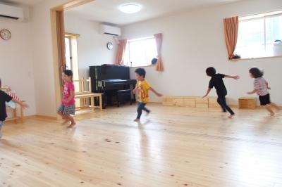 神奈川県川崎市川崎区昭和1-5-8にある、保育のお仕事求人