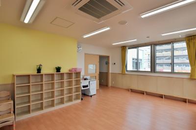 愛知県名古屋市瑞穂区弥冨通3丁目32-1にある、保育のお仕事求人